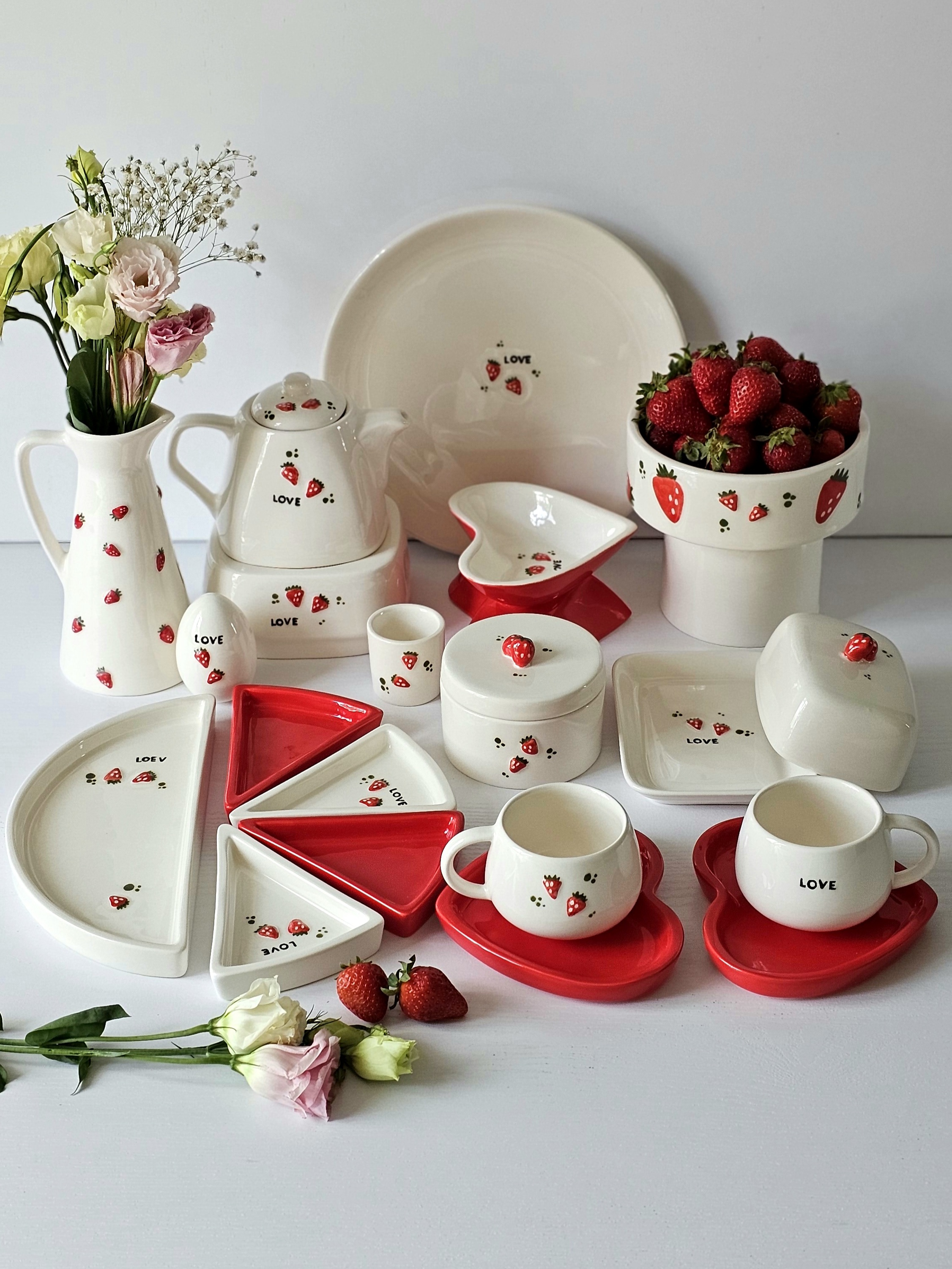 سرویس صبحانه خوری توت فرنگی